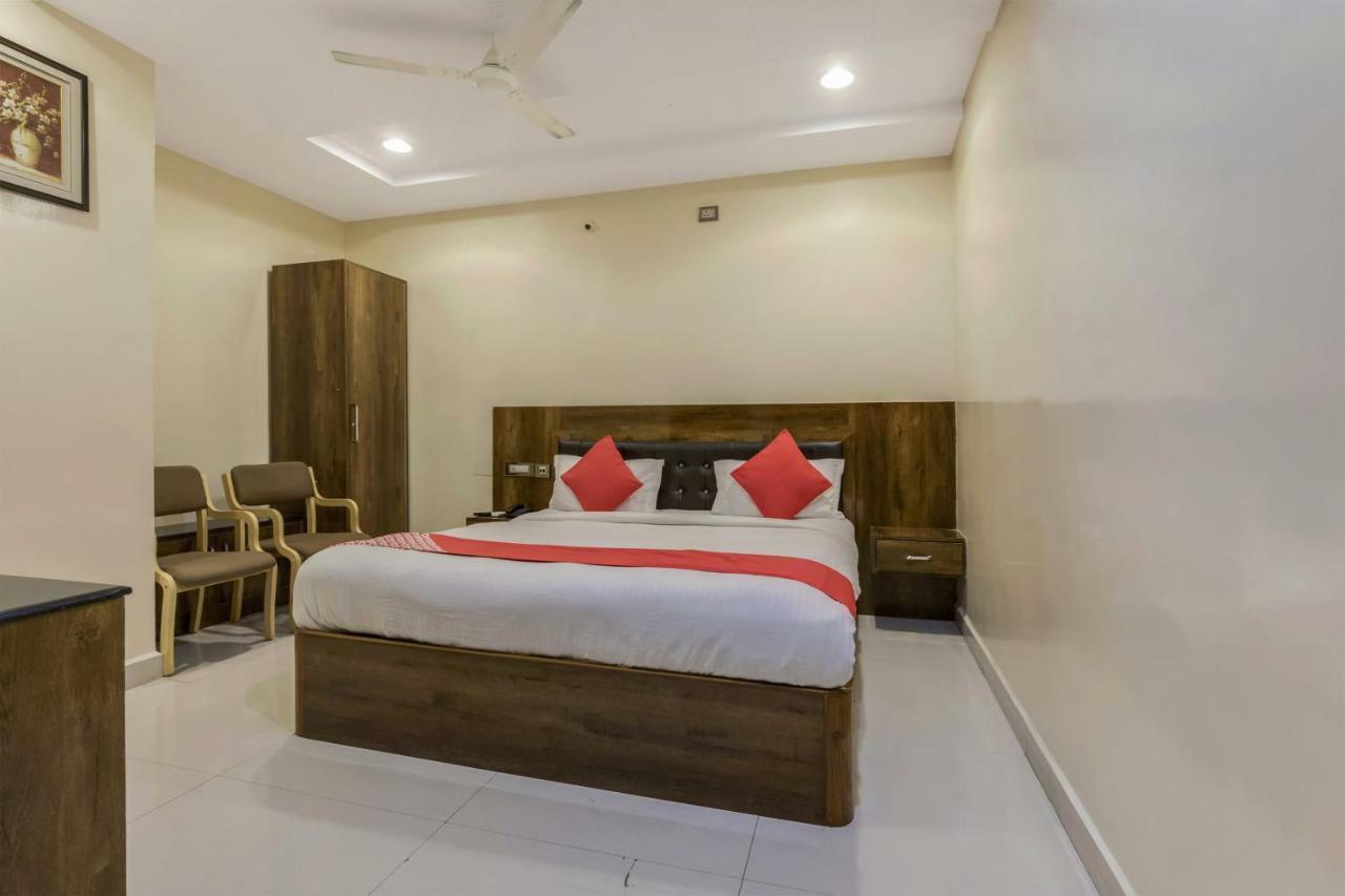 Collection O 5302 Bhadra Grand 3*